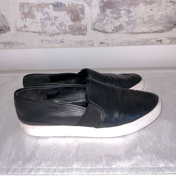 Vince Perforated Blair Slip on Calf Leather Shoe Sneakers Womens Sz 9.5 - Picture 2 of 7